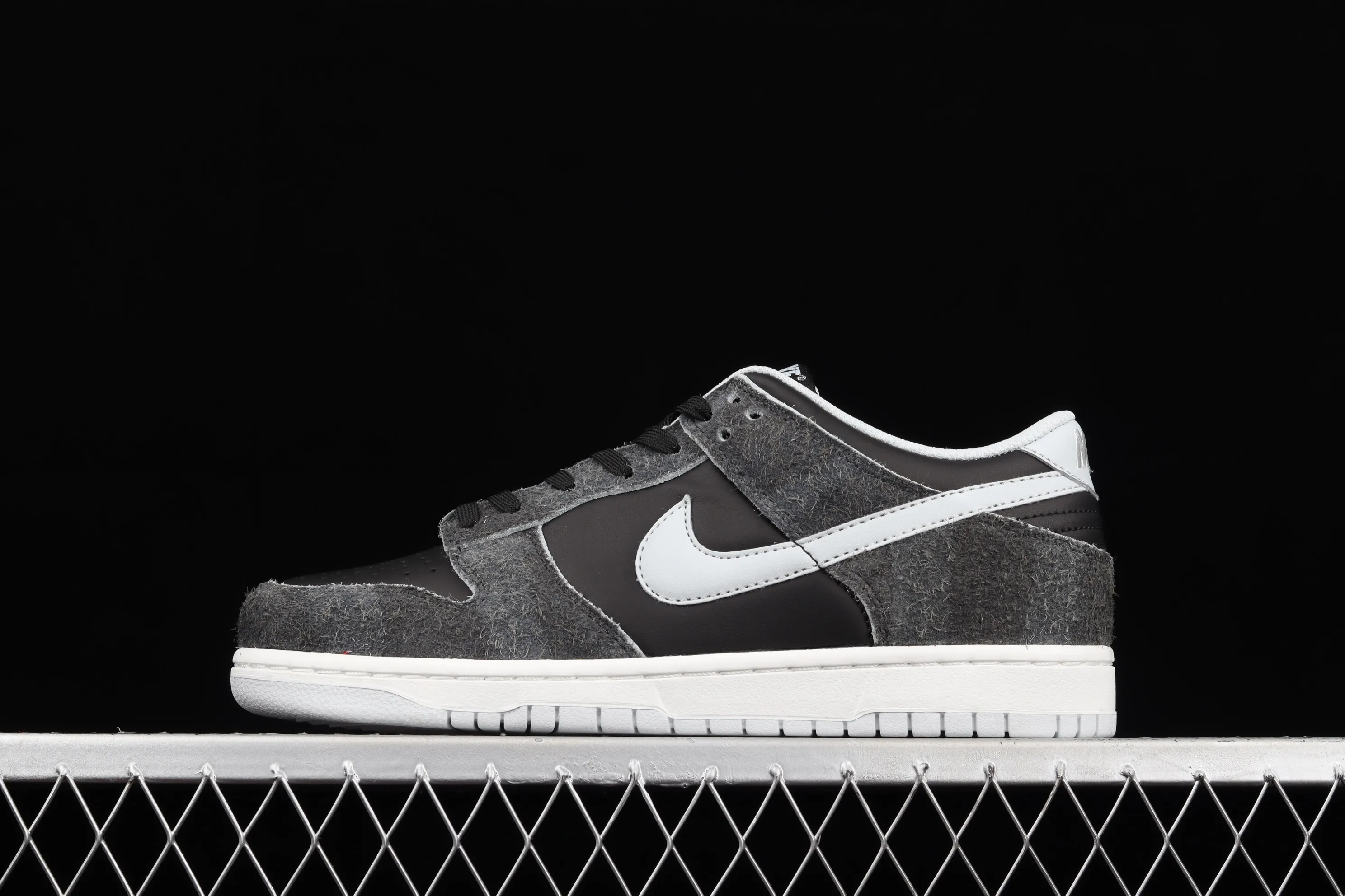 All Categories Nk SB Dunk Series Nk SB Dunk Low Low-top Sneakers J Version Nk SB Dunk Low Russet Cedar Dunk Series Retro Low-top Casual Sports Skateboard Shoes DH7913-001